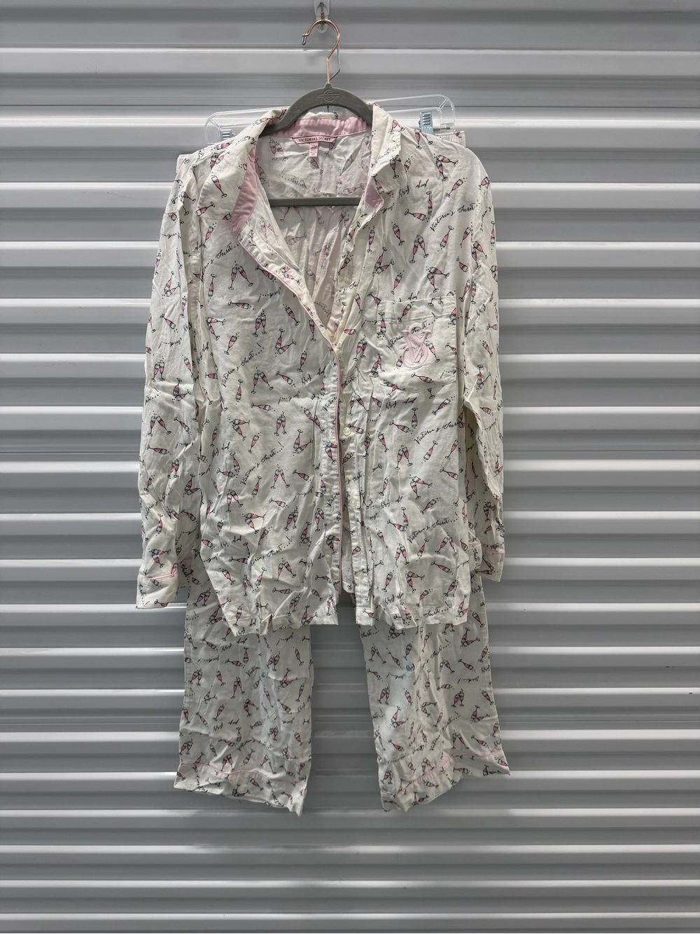 Victoria's Secret White and Pink Champagne-Print Pajama Set Size XL